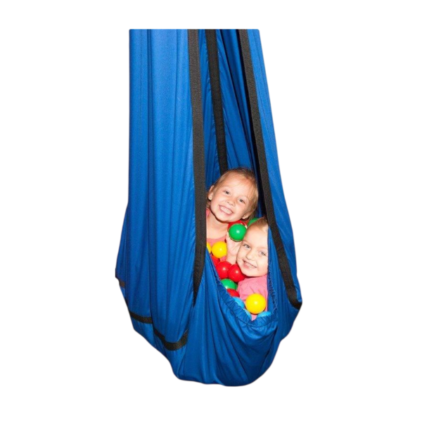 Hamaca terapéutica sensorial con pelotas